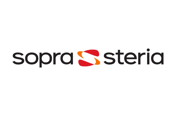 Sopra Steria-Logo mit schwarzem Kleinbuchstaben und einem roten und orangefarbenen abstrakten "S"-Symbol zwischen den Wörtern auf weißem Hintergrund.